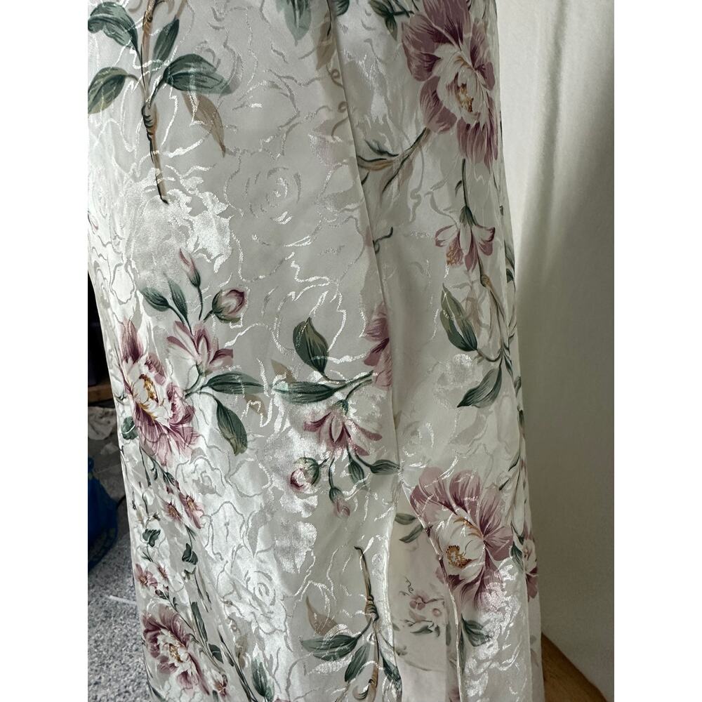 Vintage California Dynasty Medium 100% Polyester Floral Nightgown and Robe Set - Picture 11 of 16